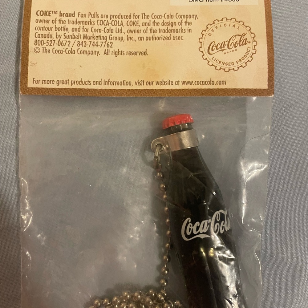 NWT Coca-Cola Fan Pull / Light Pull - Picture 6 of 6